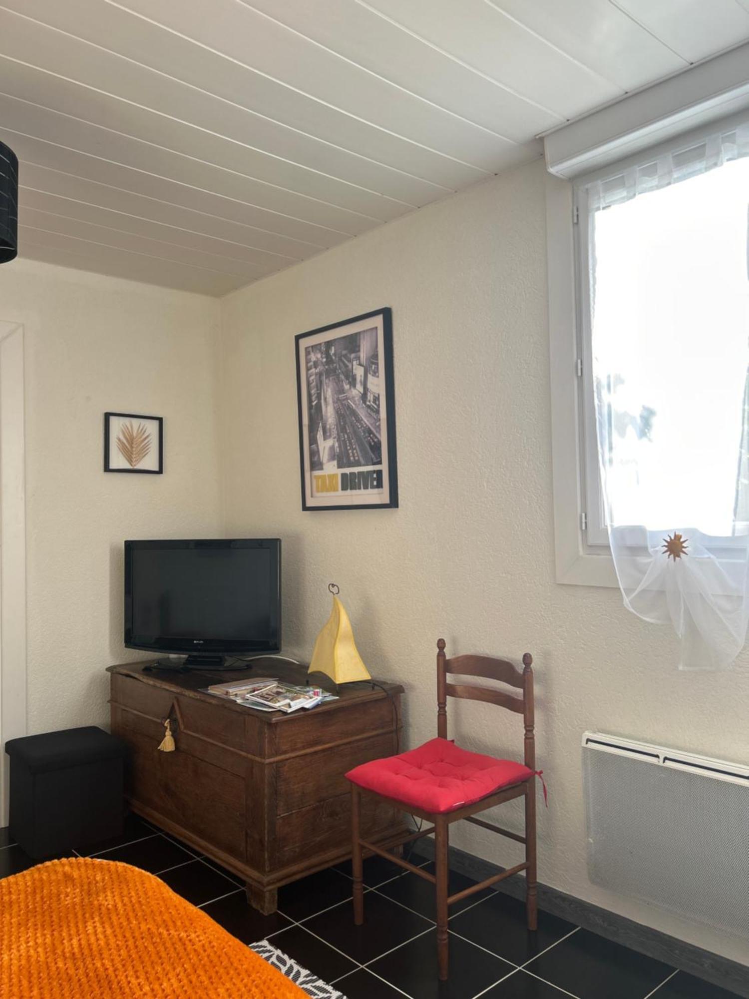 Louis Armand Apartment